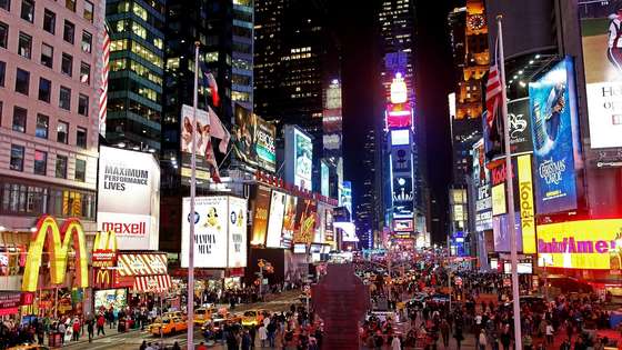 Times Square at night HD wallpaper.