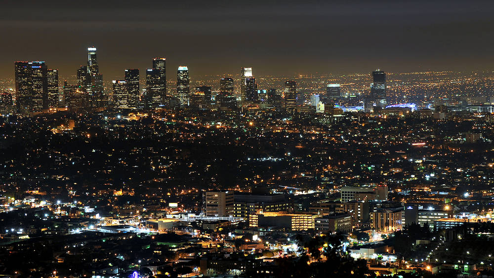 Le luci della notte di Los Angeles.