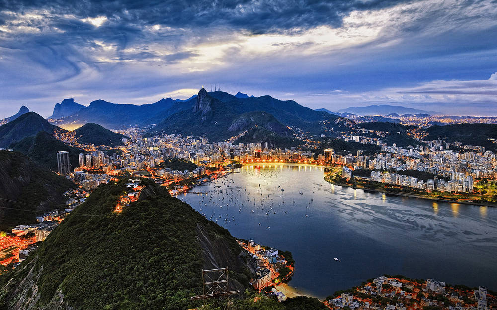 Rio de Janeiro vista do papel de parede acima.